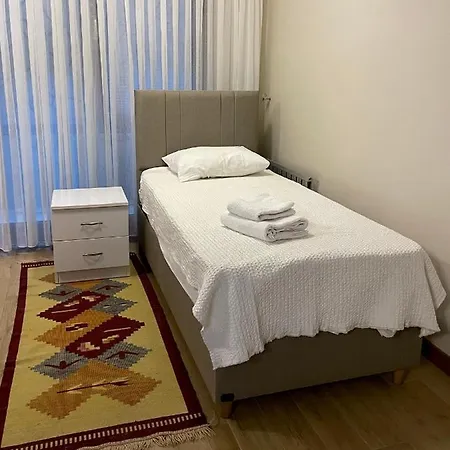 Large Living Duplex Pera